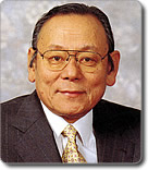 社長 上田勝弘 社長 上田勝弘